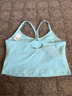 Beyond Yoga Aqua Strappy Crop Tank with Front Keyhole